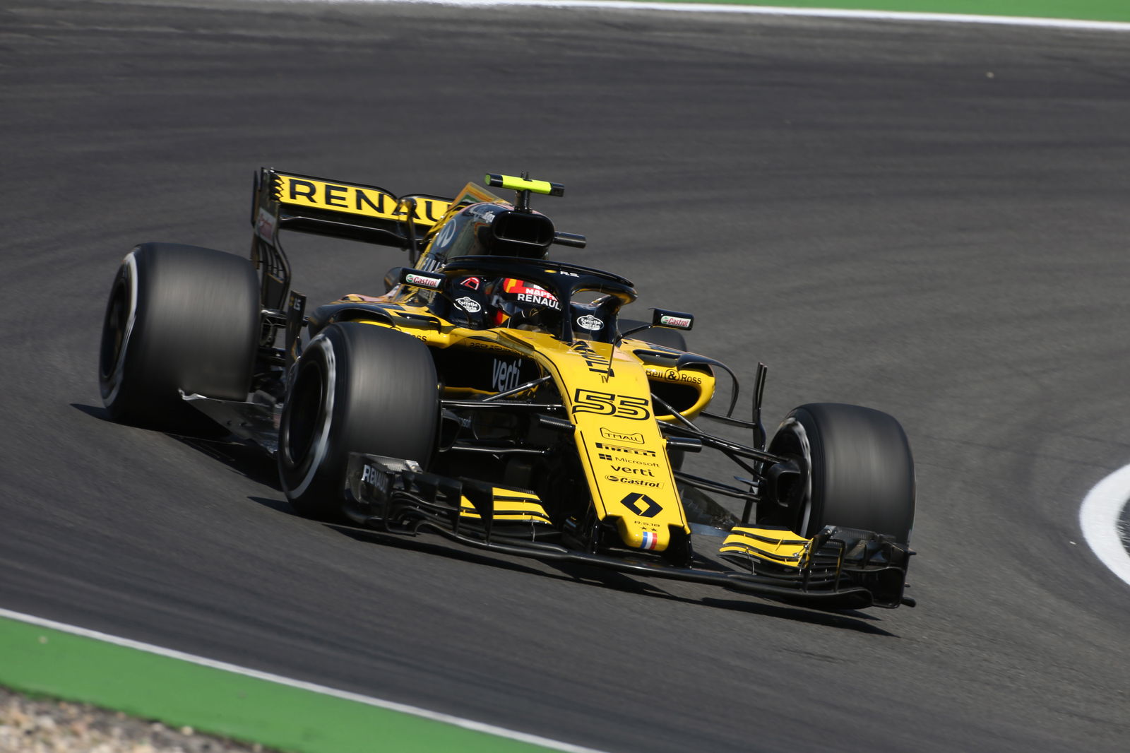 Leclerc memimpin Sauber 1-2 di FP3 Jerman yang basah