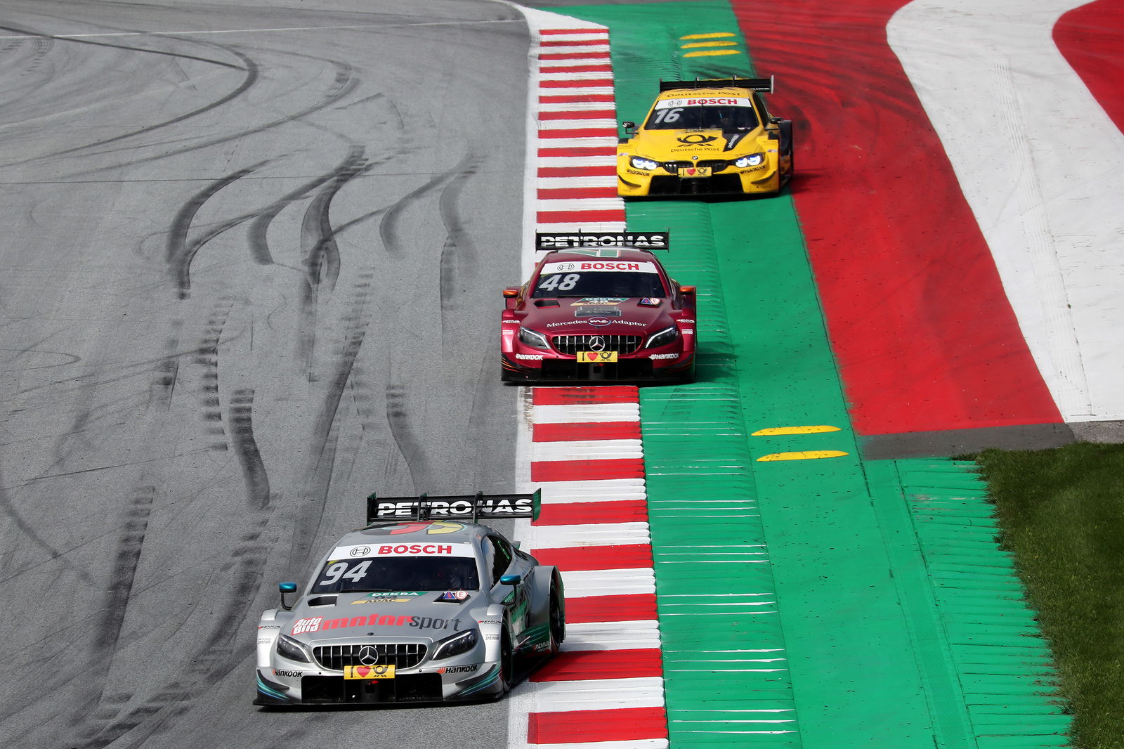 Rast wins opening Nurburgring race for Audi