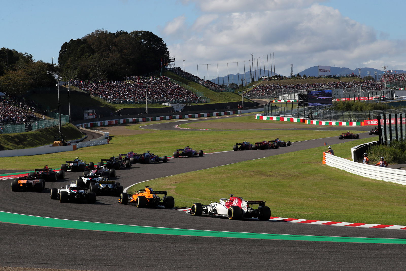 Vettel was ‘optimistic’ with Verstappen pass – Horner