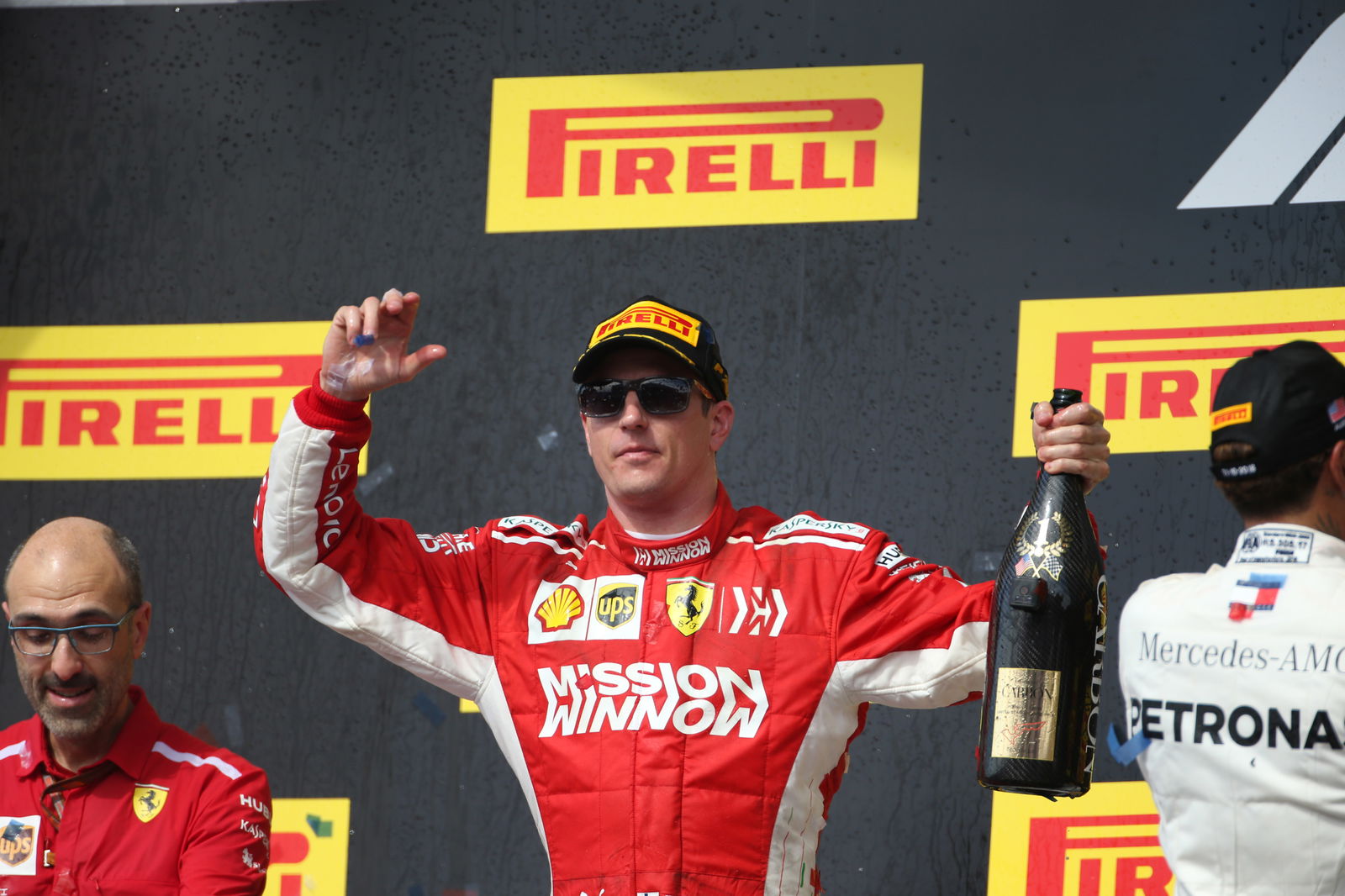 F1 Gossip: Raikkonen ‘has fun’ at FIA prize giving party