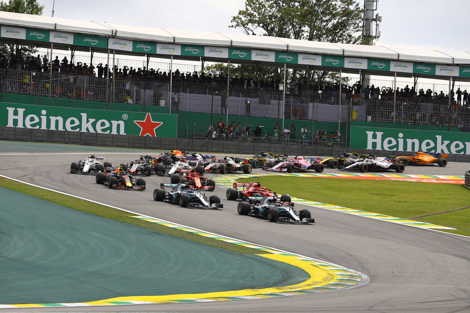 Albon ends wet Brazil FP1 quickest despite late crash