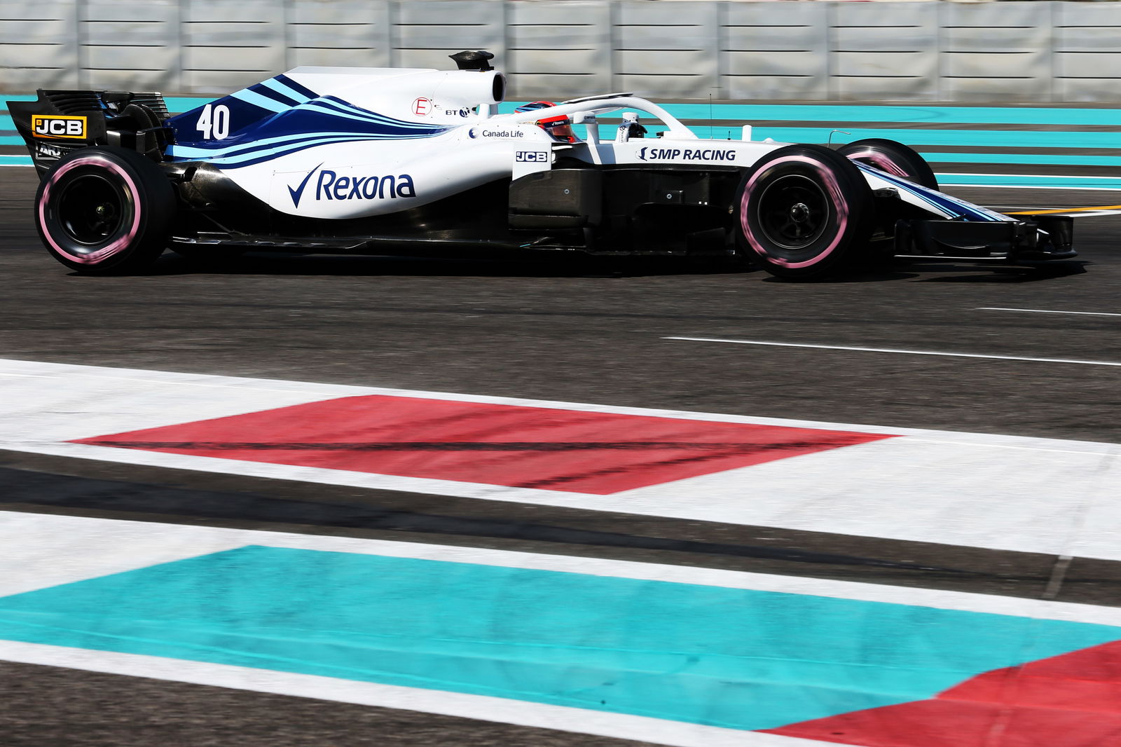 Russell: Albon layak mendapat tembakan F1 dengan Toro Rosso