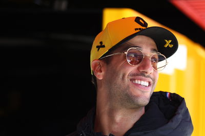 Ricciardo already 'cosy' at Renault after first F1 test