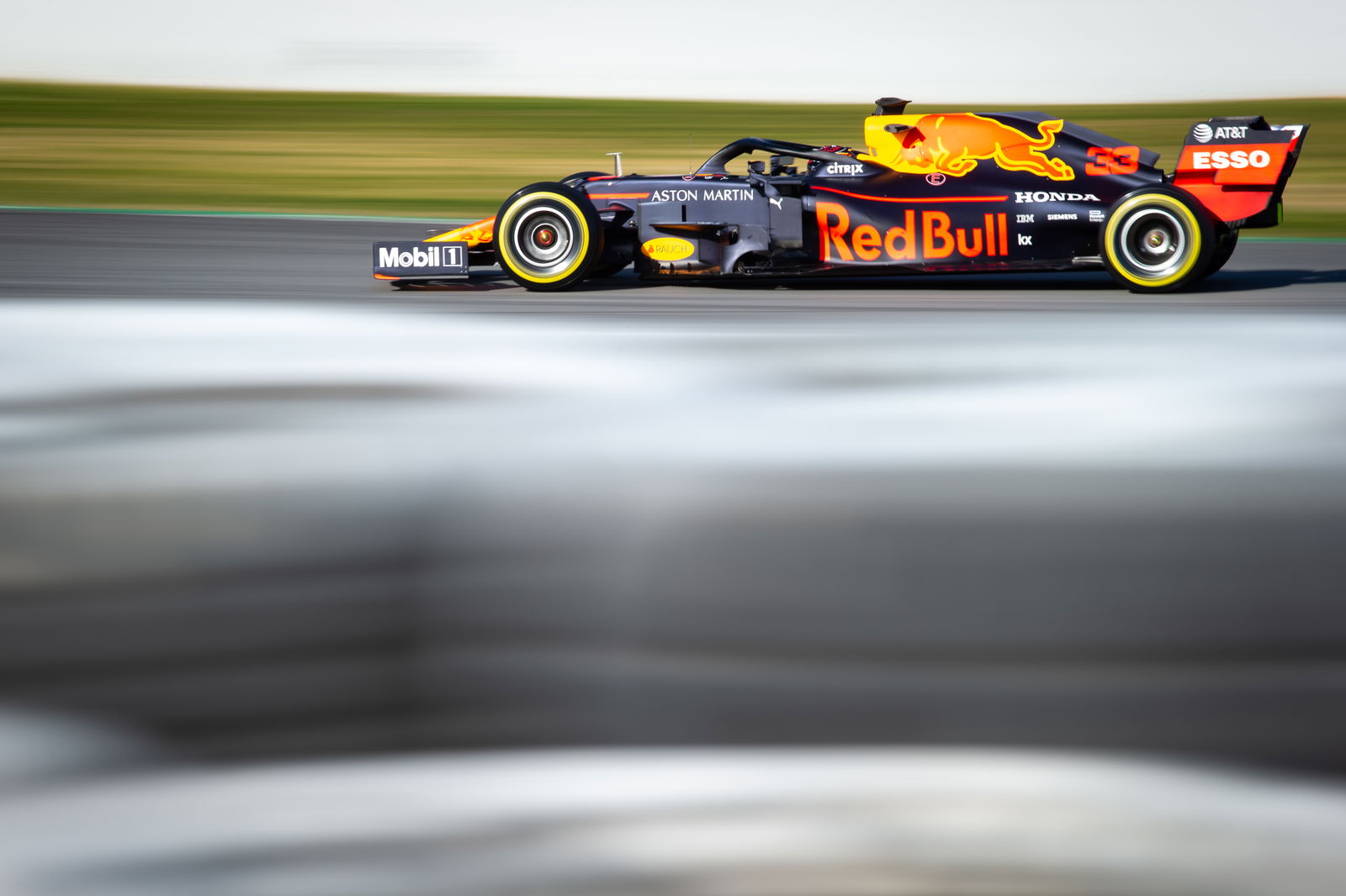 Analisis Pengujian F1: Taruhan aman sejak hari pertama di Barcelona
