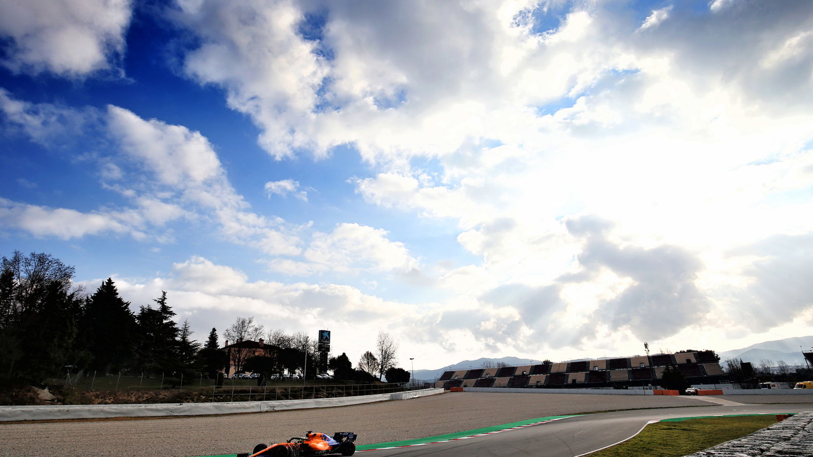 Barcelona F1 Test 1 Times - Tuesday 3pm
