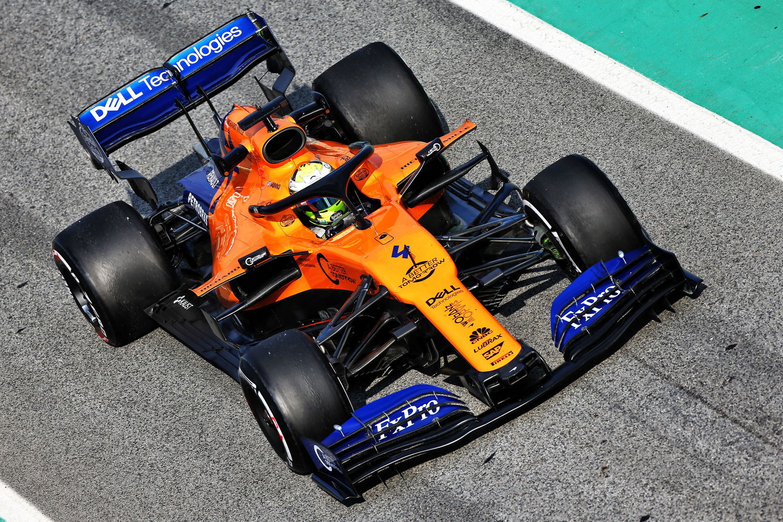 Albon menertawakan putaran putaran pertama pada debut tes F1