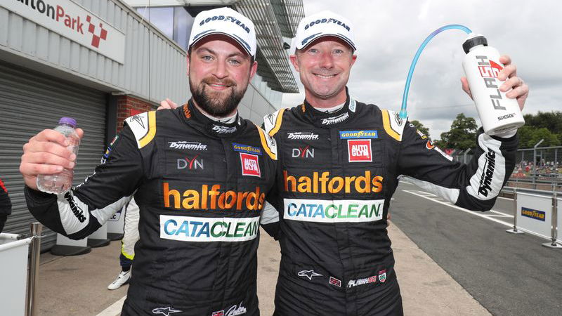 Team Dynamics retains Shedden & Rowbottom for 2022 BTCC season