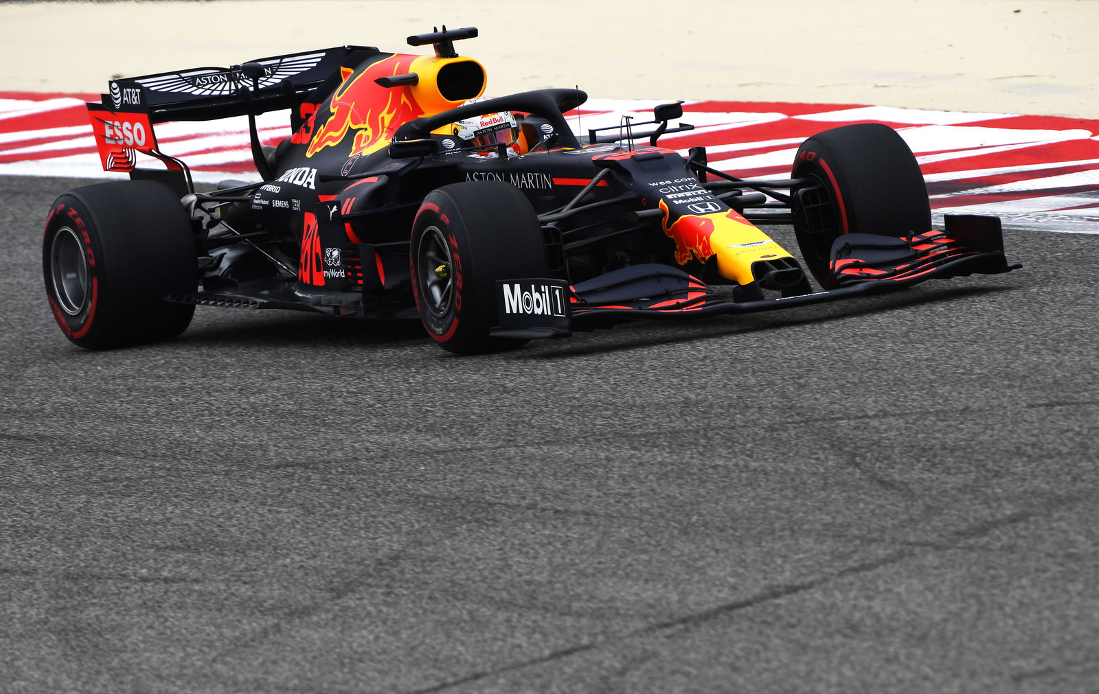 Ricciardo and Vettel won’t get two-year-old F1 car test before 2021