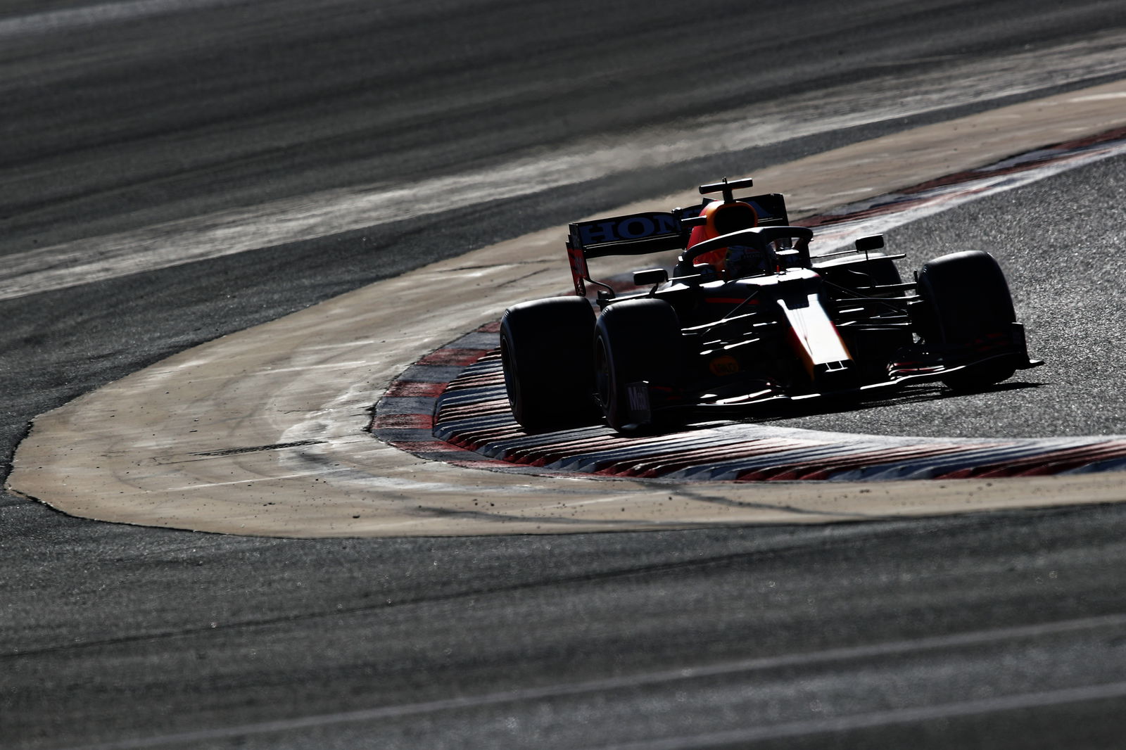 Mercedes W12 F1 car rear-end ‘snappy and unforgiving’ - Bottas