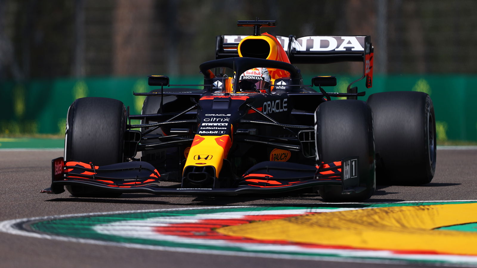 F1 GP Emilia Romagna: Verstappen Pimpin FP3, 0,4 Detik dari Norris