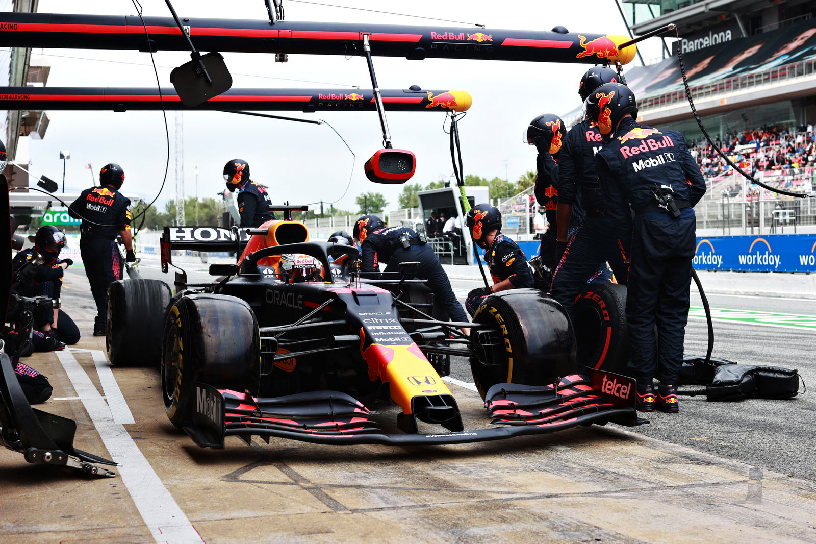 Dapat Team Order, Valtteri Bottas Pikirkan Jarak dengan Leclerc