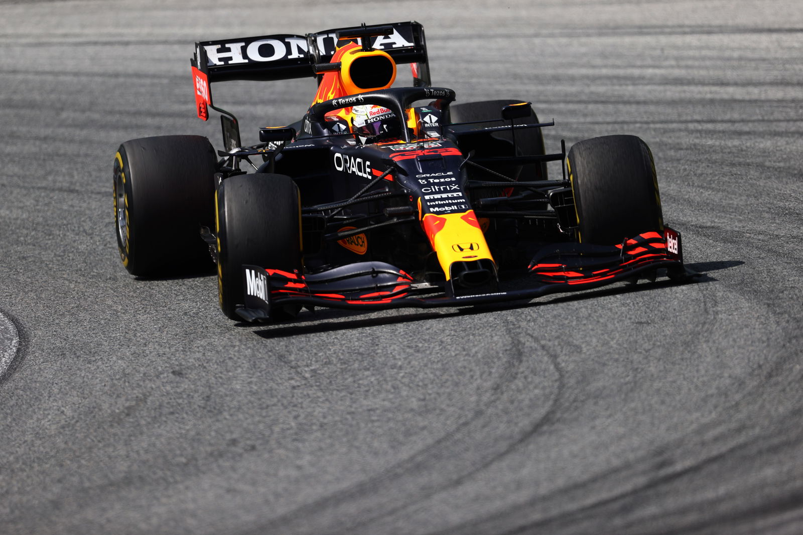 Lando Norris Tetap Waspadai Ferrari dalam Pertarungan P3 Klasemen