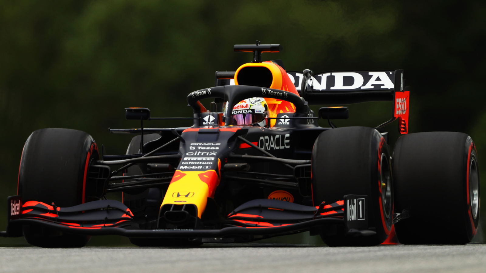 F1 GP Austria: Verstappen Ungguli Ferrari, Debut Ban Belakang Baru