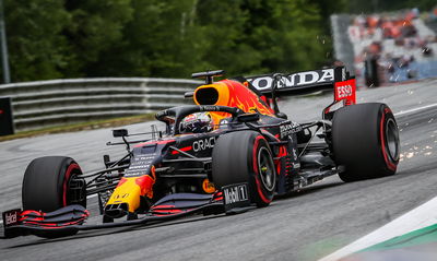 Verstappen half a second clear of Mercedes in final practice