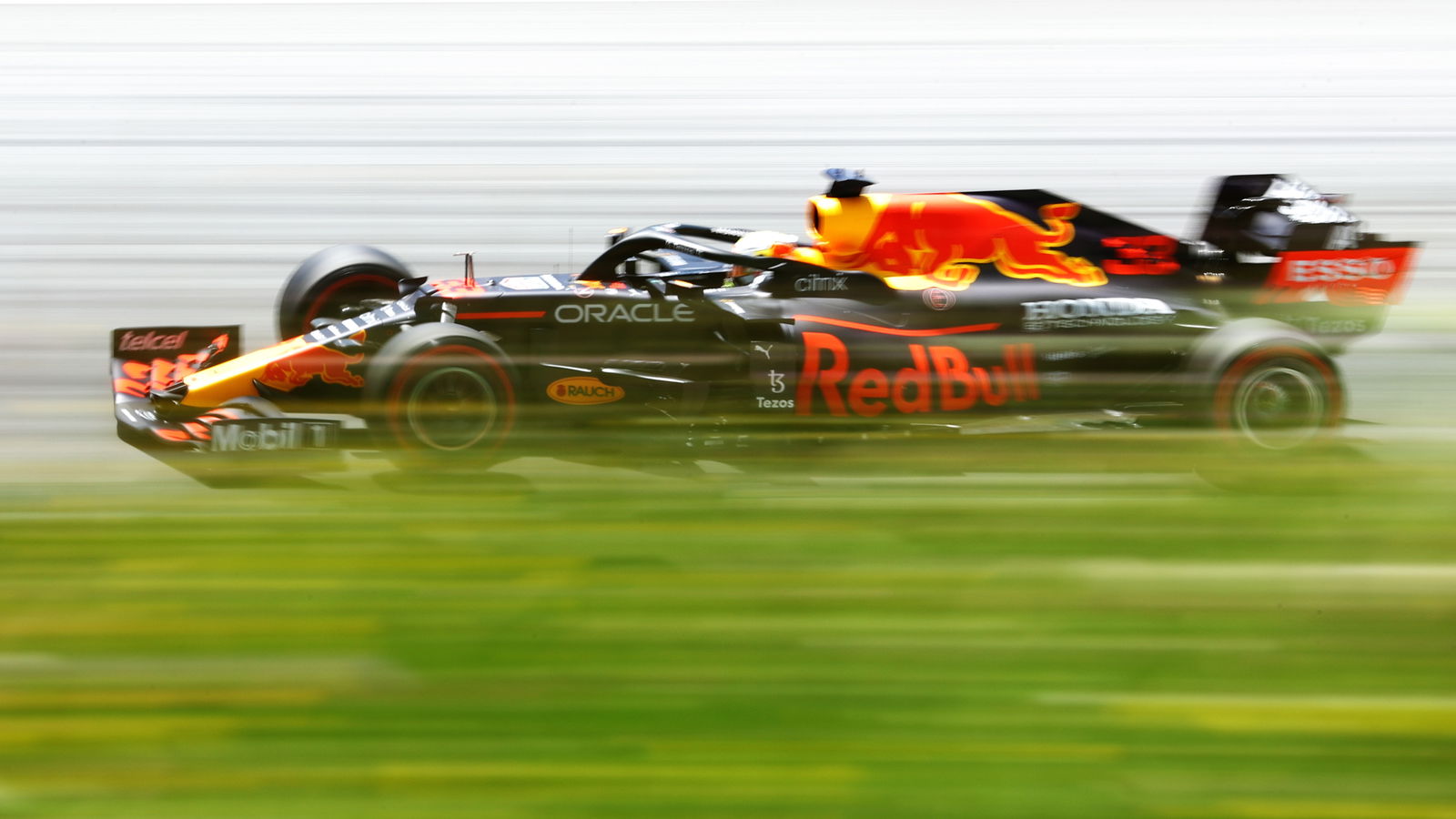 Verstappen pips Norris to Austrian GP pole, Hamilton fourth