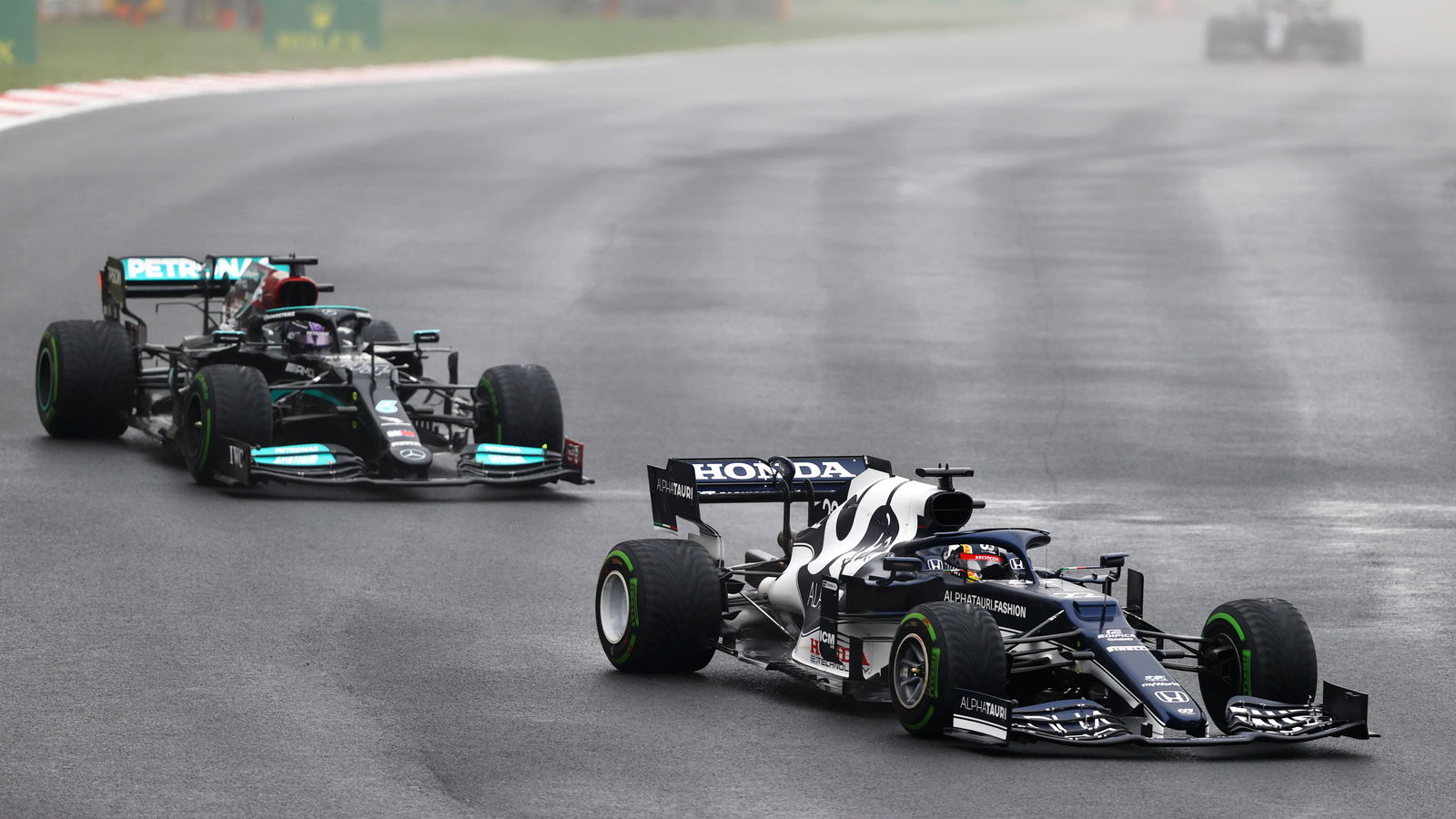 Tsunoda “learned a lot” from Hamilton during eight-lap F1 battle in Turkey