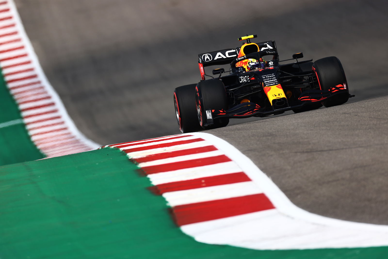 Verstappen shrugs off practice spat after giving Hamilton the finger