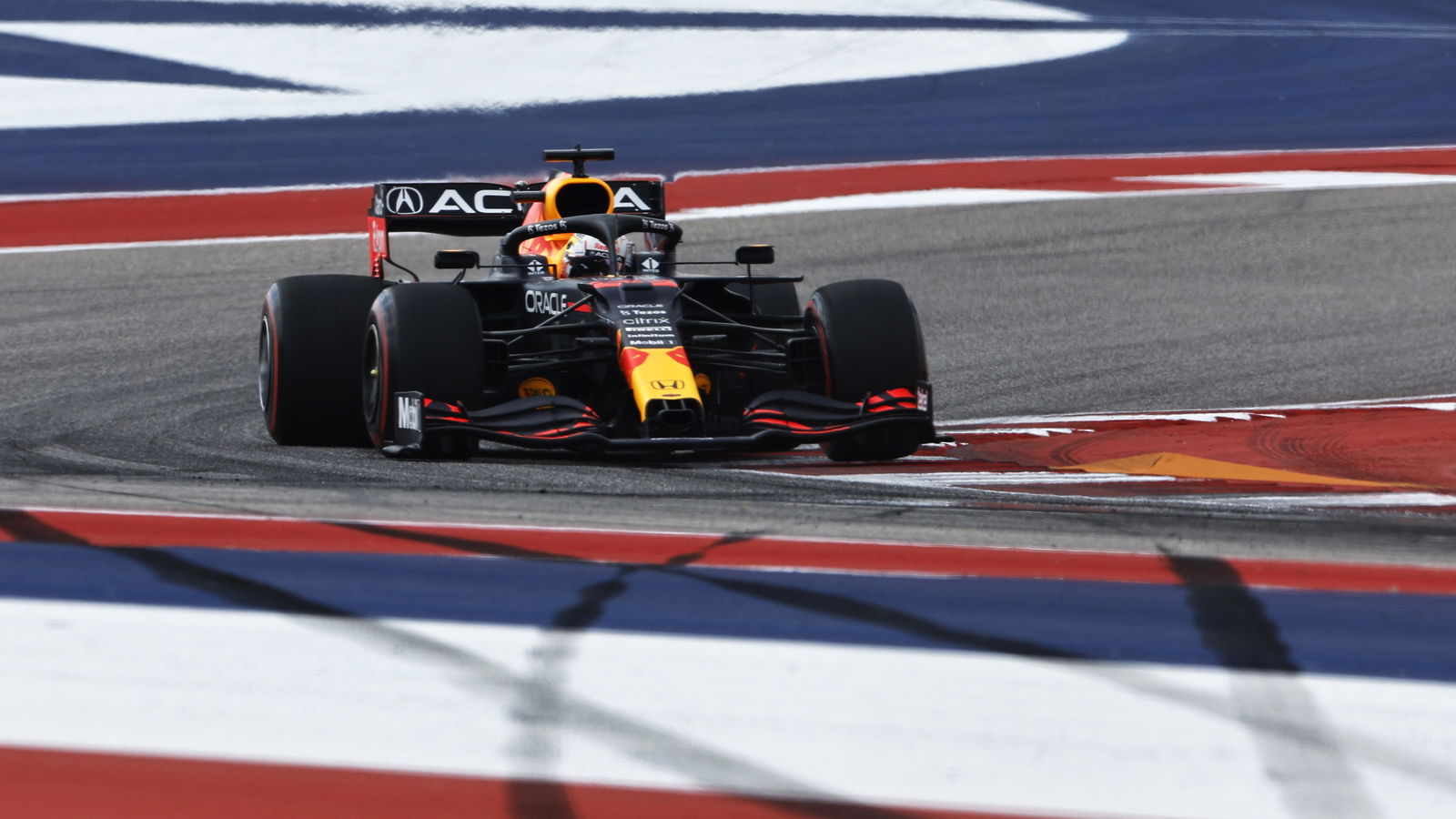 F1 GP Amerika Serikat: Verstappen Ungguli Hamilton untuk Pole