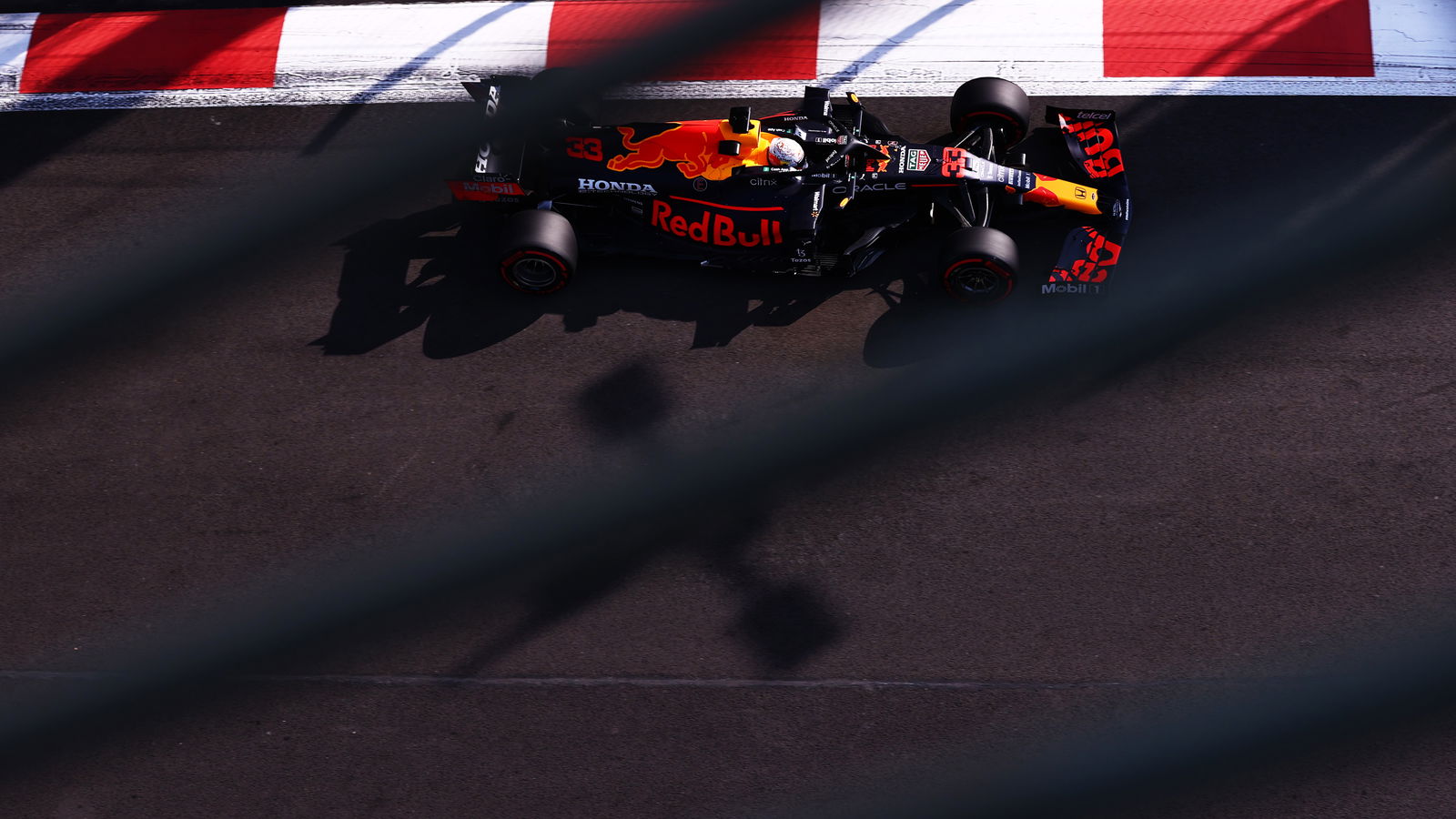 Verstappen Unggul 0,4 Detik dari Duo Mercedes pada FP2 GP Meksiko
