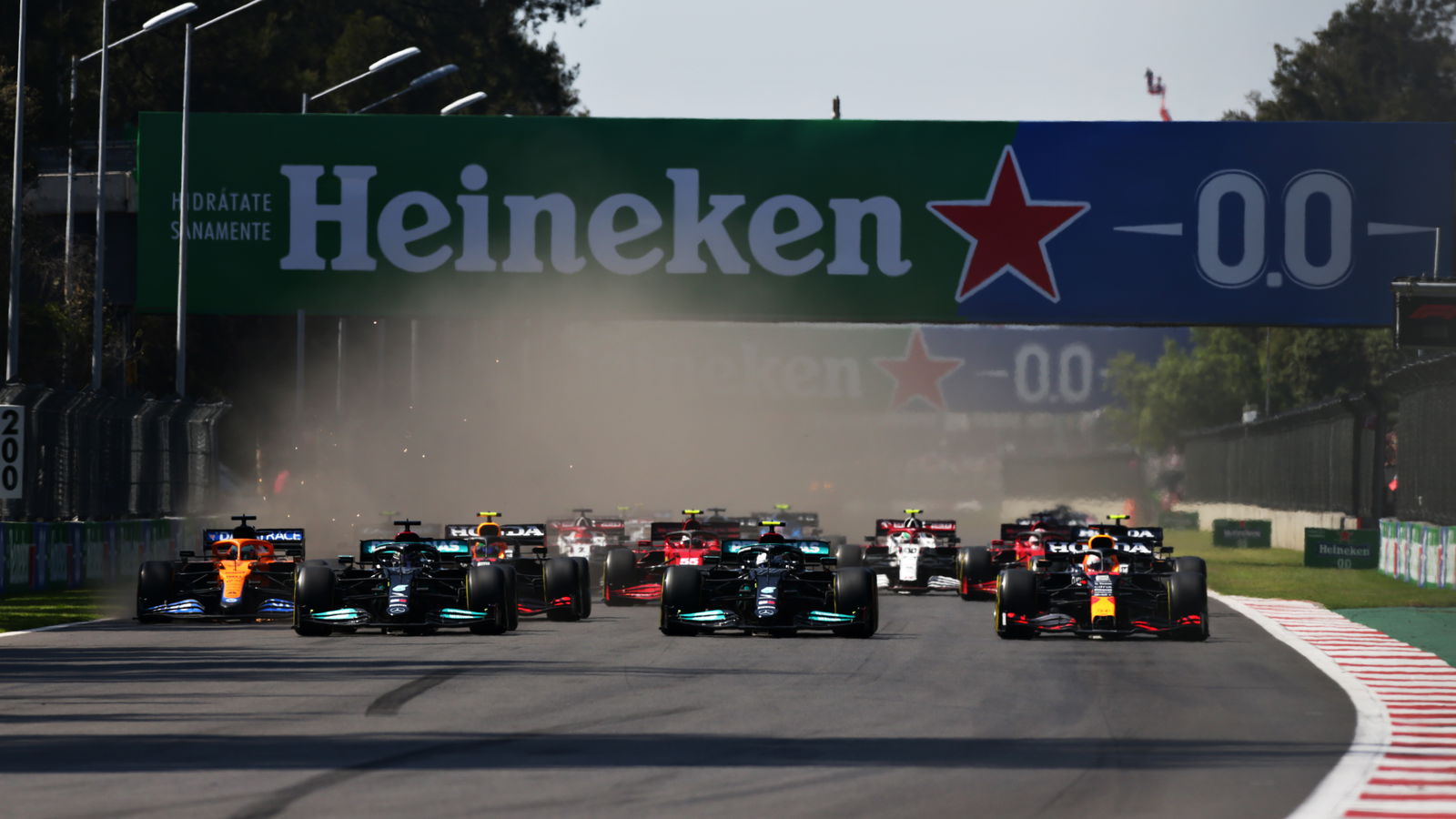 Verstappen was “on the edge” for braking in 'crucial' F1 start