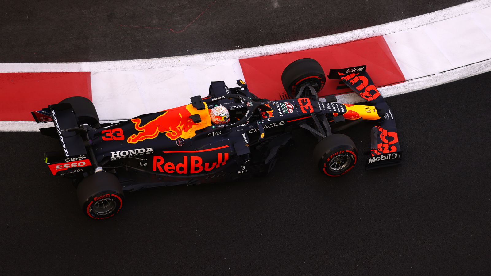 Verstappen Pimpin Hamilton pada Sesi Pembuka F1 GP Abu Dhabi