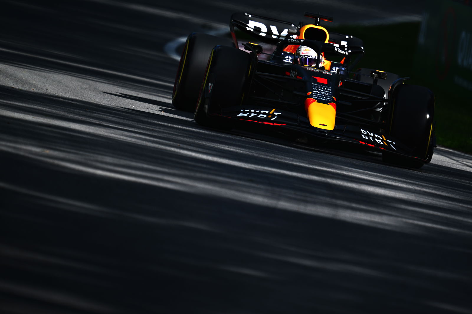 ‘The car is getting worse’ - Hamilton rues ‘disaster’ experiments
