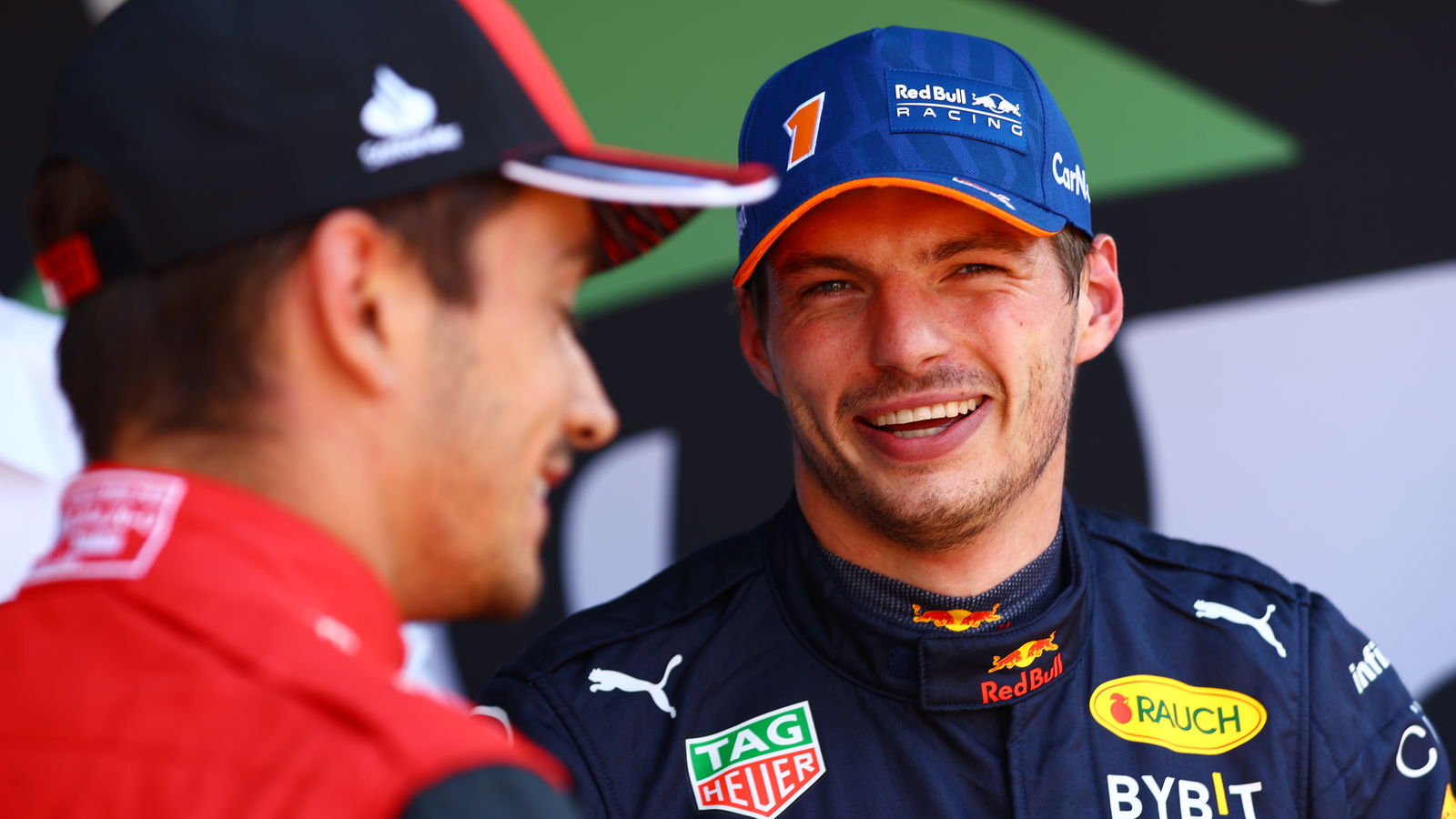 Bisakah Hamilton menantang untuk menang? Verstappen tidak khawatir tentang kecepatan Merc