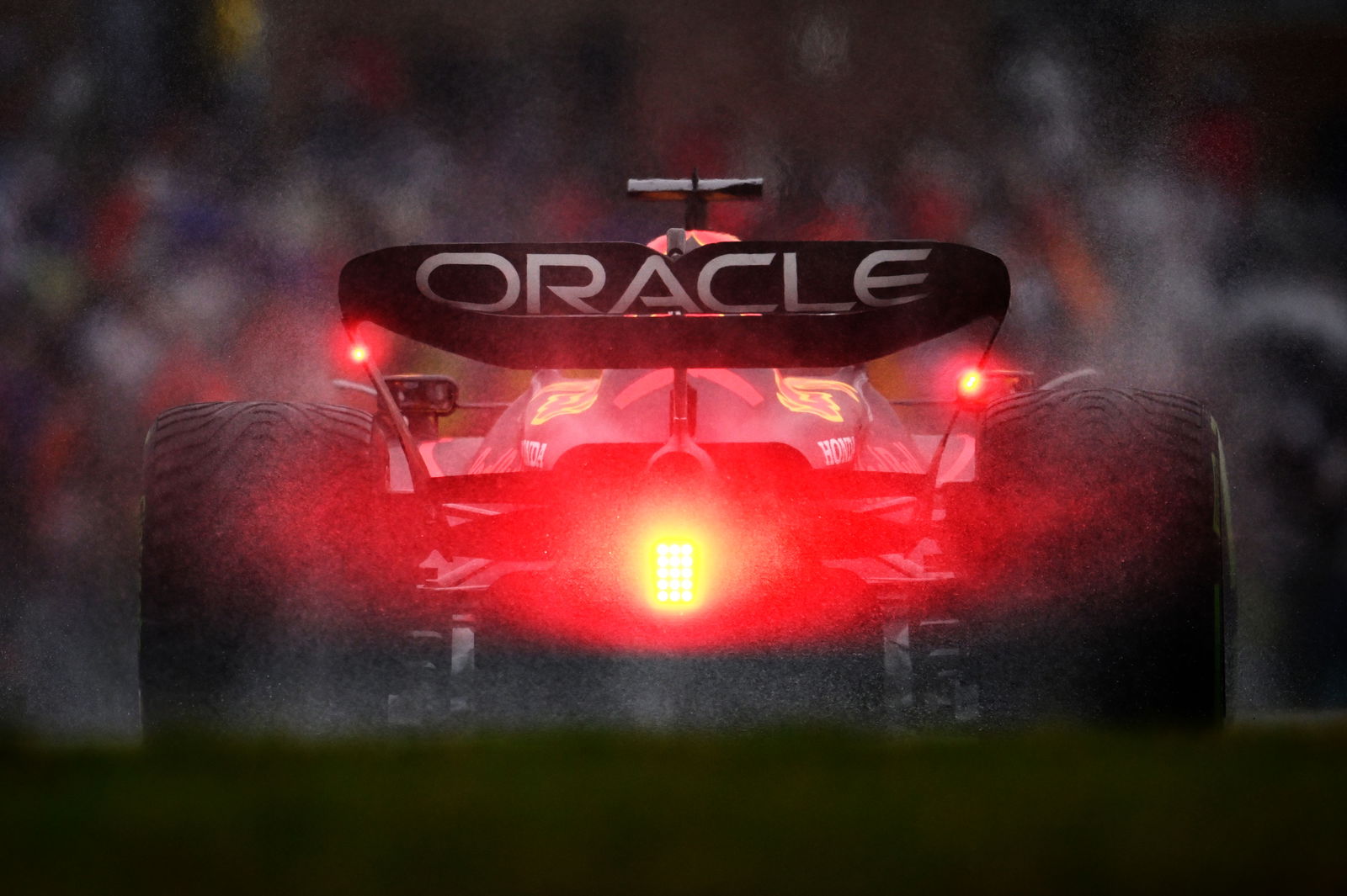 Schumacher Melewatkan FP2 setelah Kecelakaan Akhir FP1