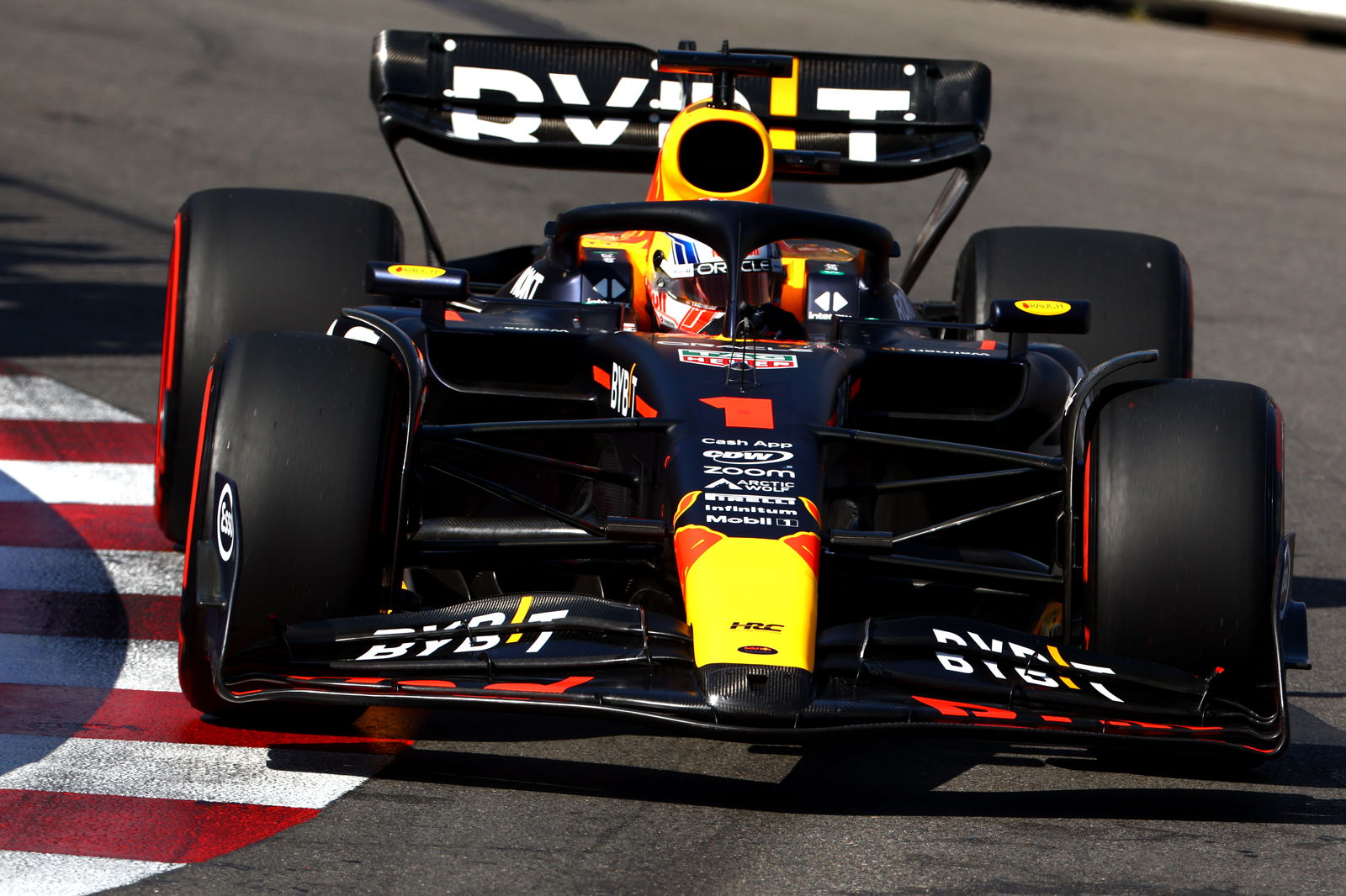 F1 GP Monaco: Verstappen Tecepat Lagi, Hamilton Kecelakaan