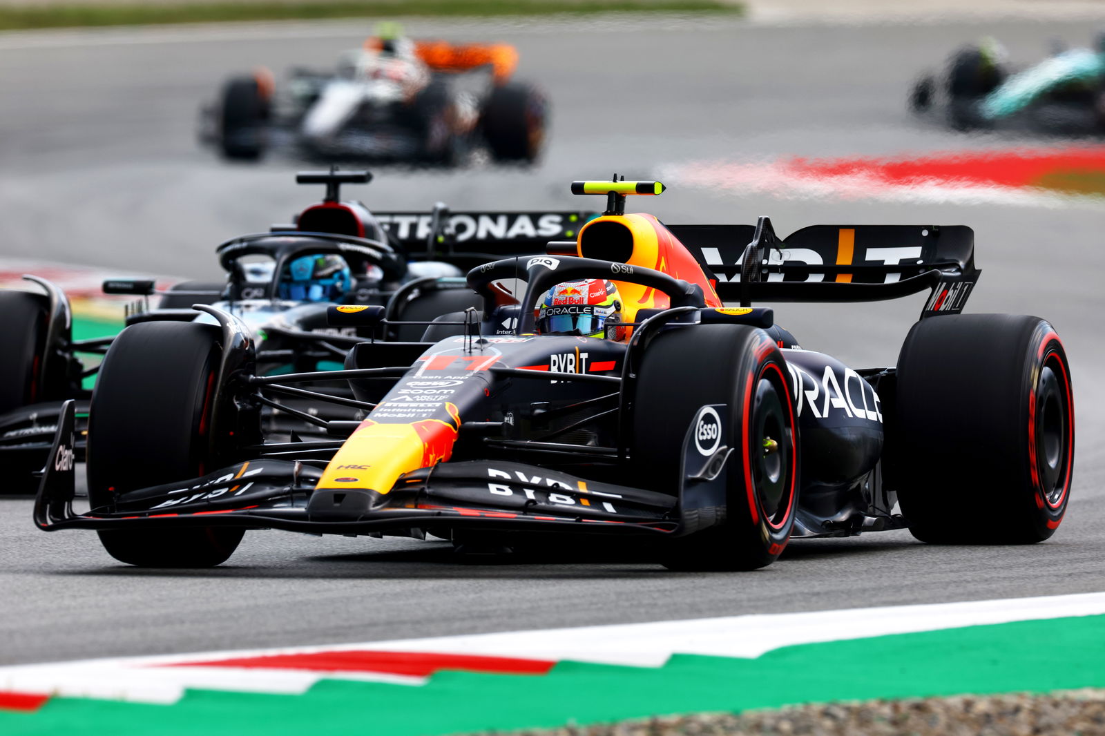 Rosberg finds Mercedes’ lack of F1 technical staff poaching ‘strange’