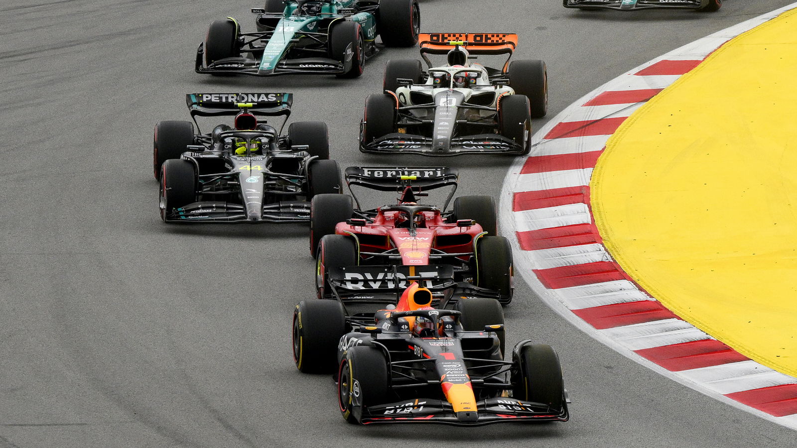 Hamilton: Norris lacked patience but will ‘live and learn’ from clash