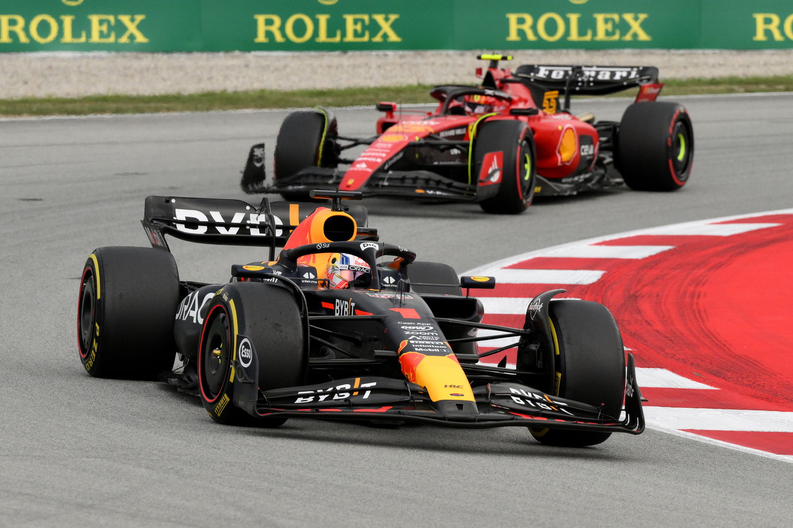 How do Mercedes keep “no d***heads” mentality despite F1 slump?