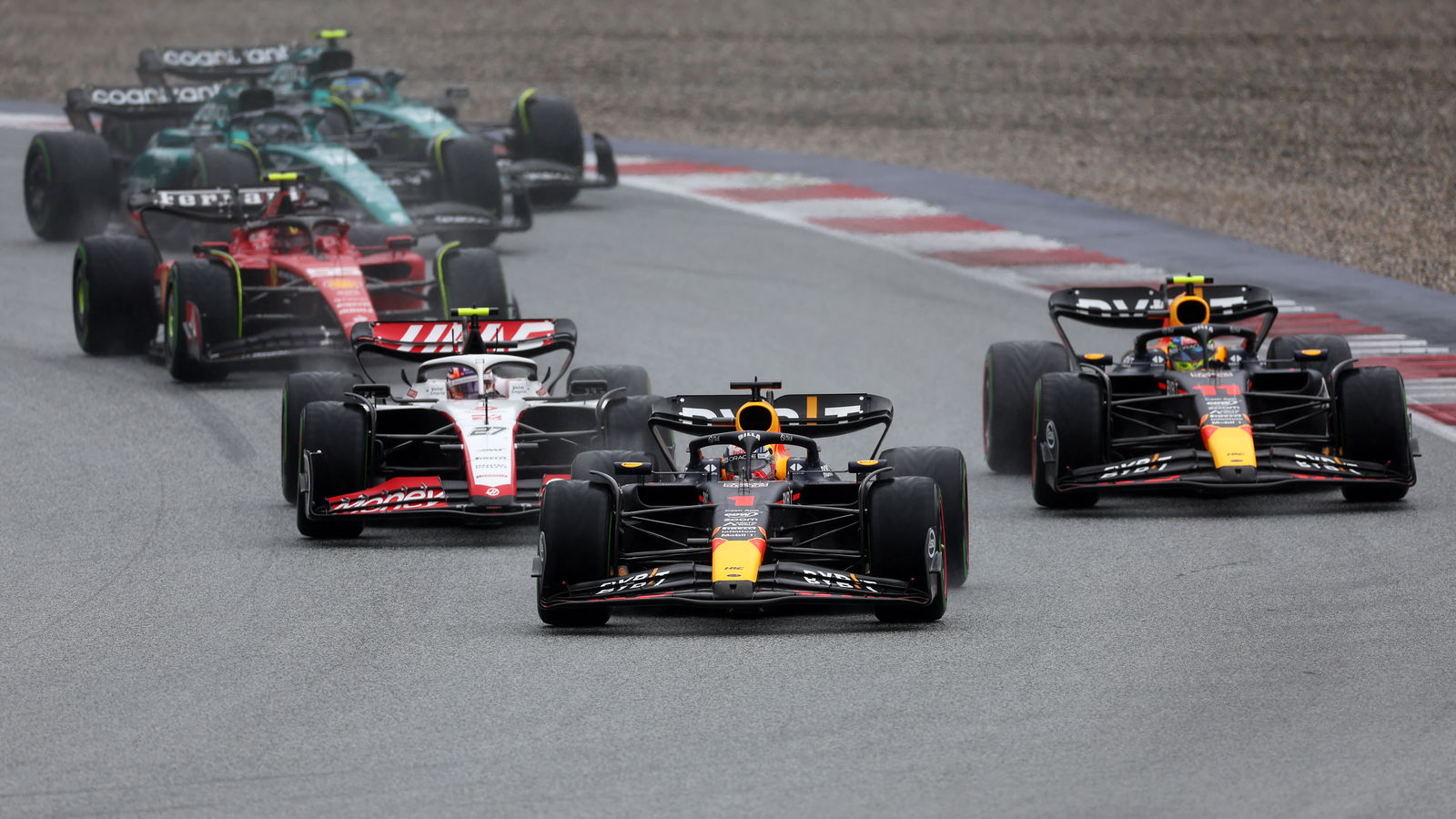 F1 GP Austria: Verstappen Menang setelah Pertarungan Panas Perez