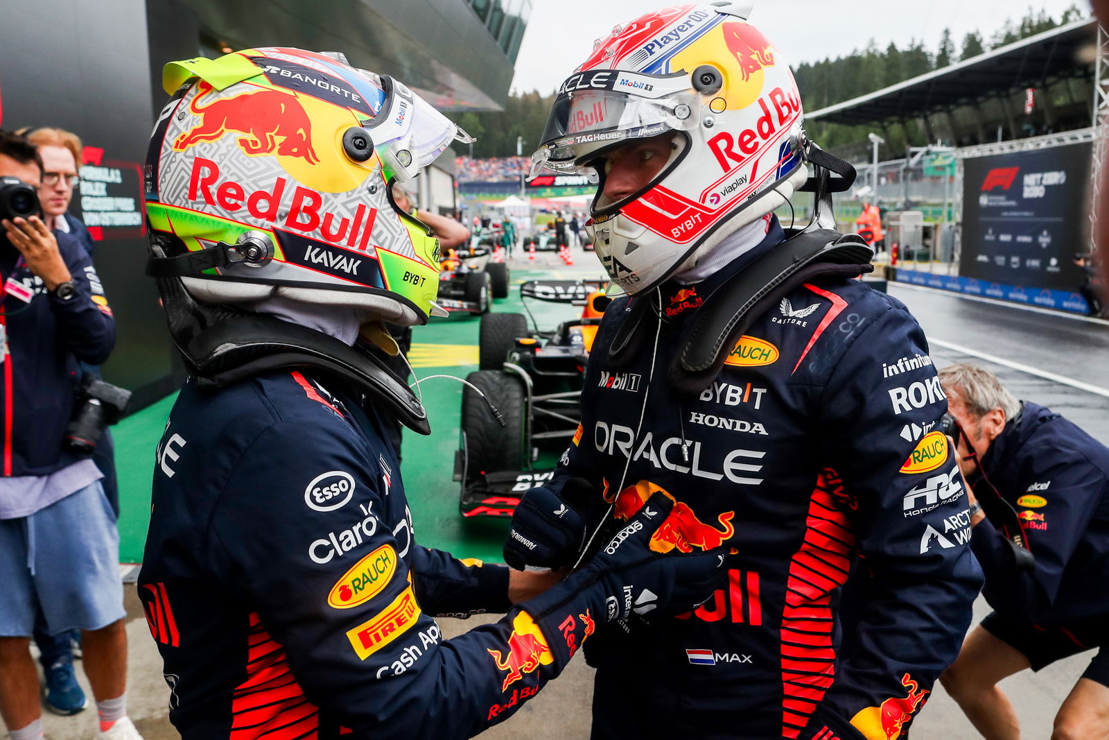 Wolff Menuduh Verstappen Lakukan 