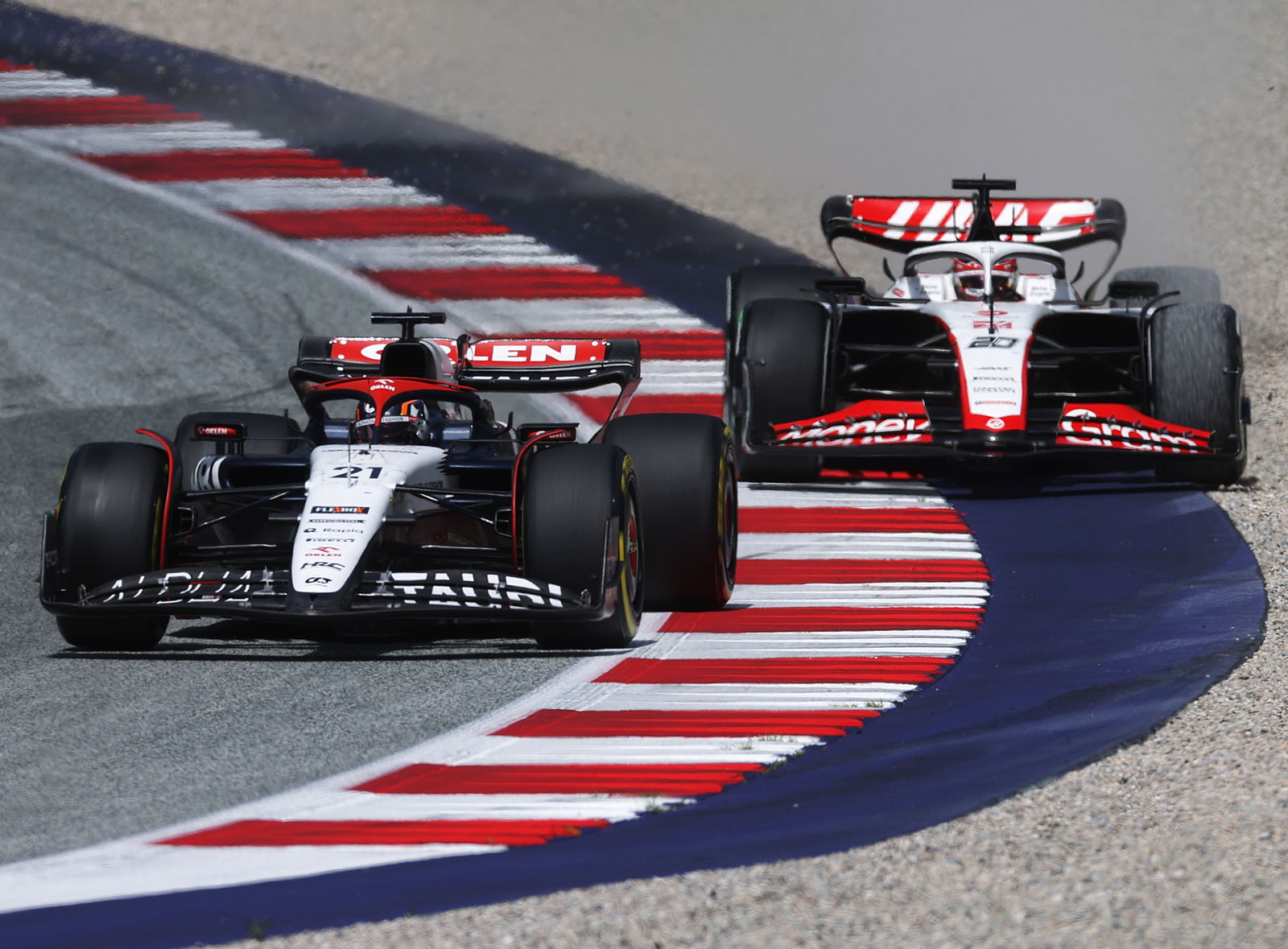 FOTO: McLaren Luncurkan Livery Khusus untuk F1 GP Inggris