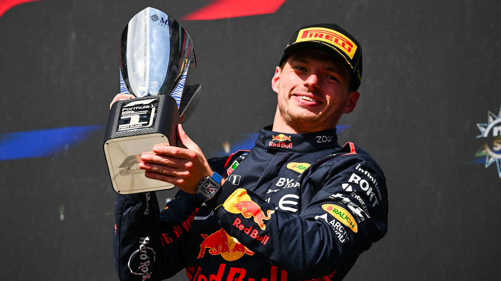 'Superior' Verstappen mendekati rekor F1 sepanjang masa setelah menang di Spa