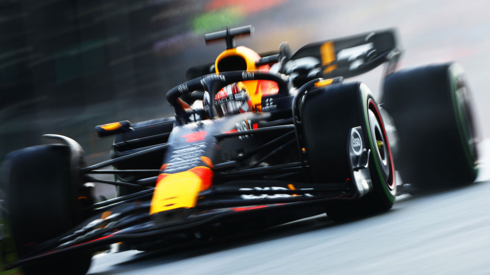 Verstappen clear of Russell in chaotic wet final practice 