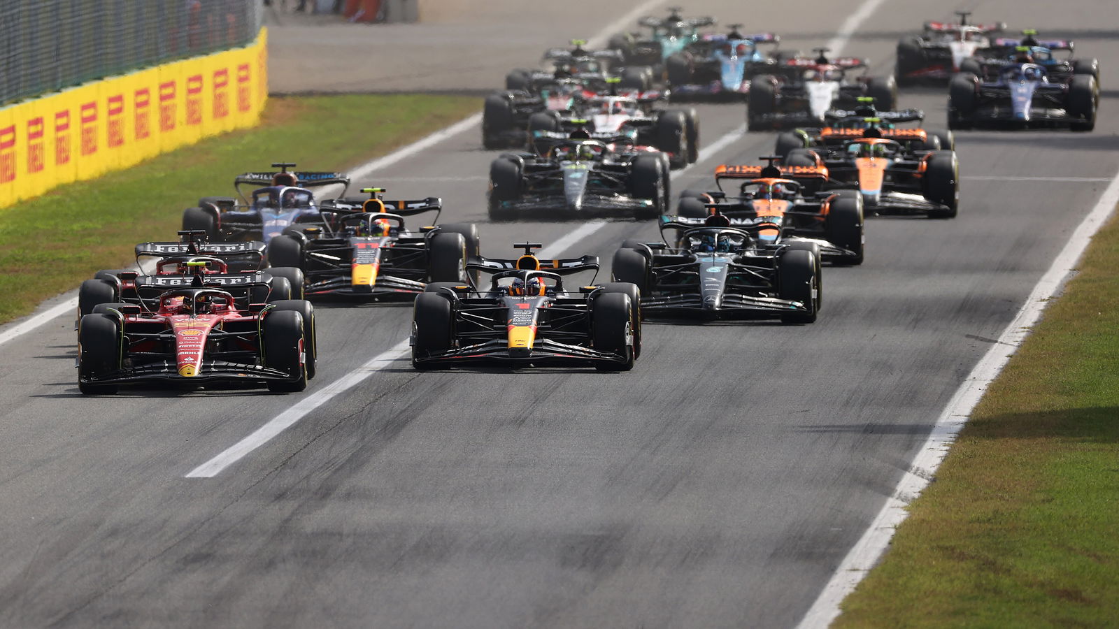 Bagaimana dampak pembatasan sayap fleksibel F1 terhadap tatanan persaingan?