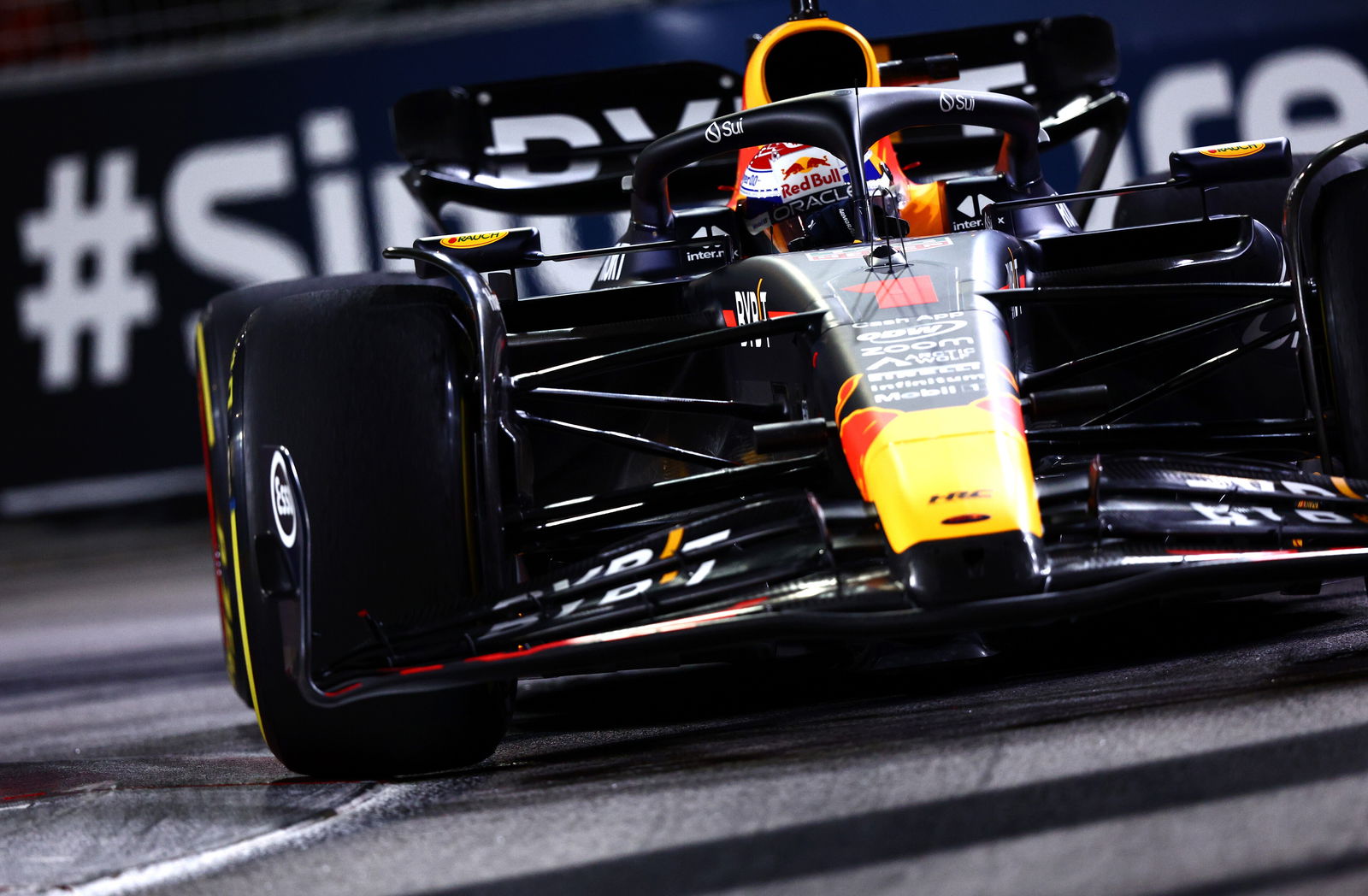 Verstappen Akui Kualifikasi Singapura 