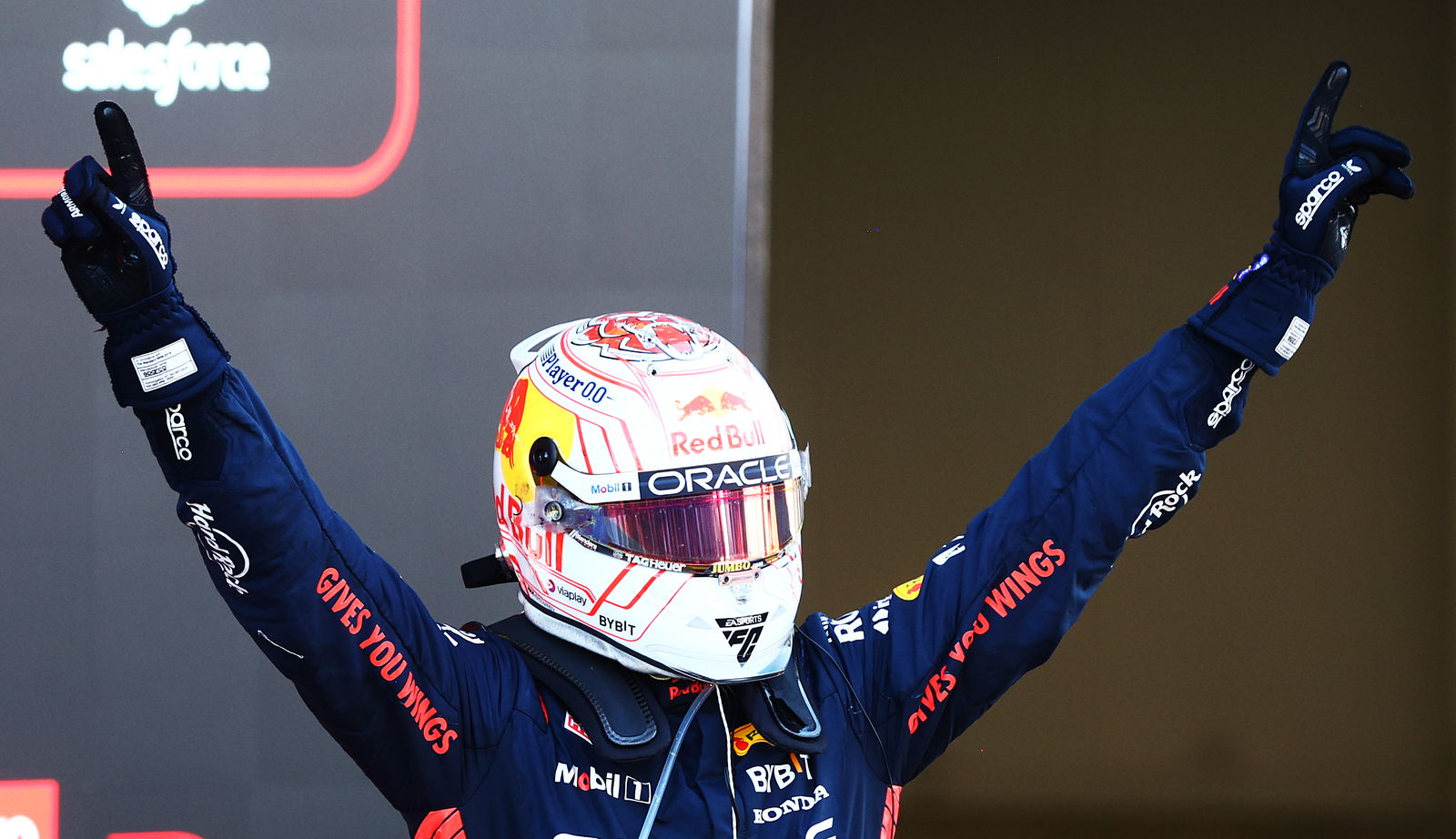 ‘Max’s podcast’ ridiculed in cooldown room at F1 Japanese Grand Prix