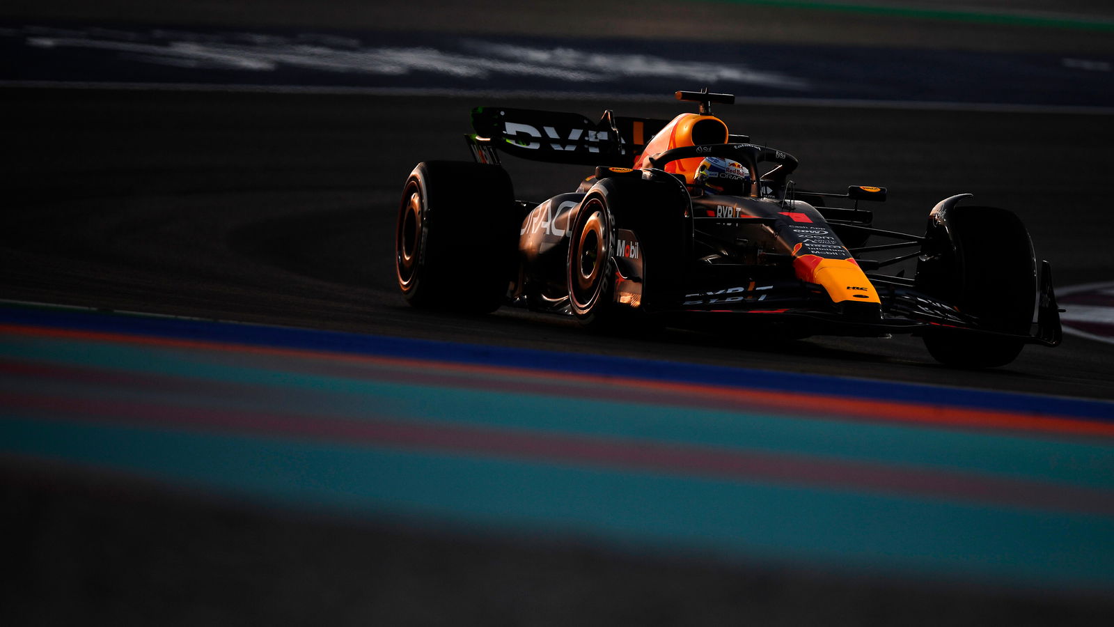 F1 GP Qatar: Verstappen Pole pada Sesi Kualifikasi yang Kacau