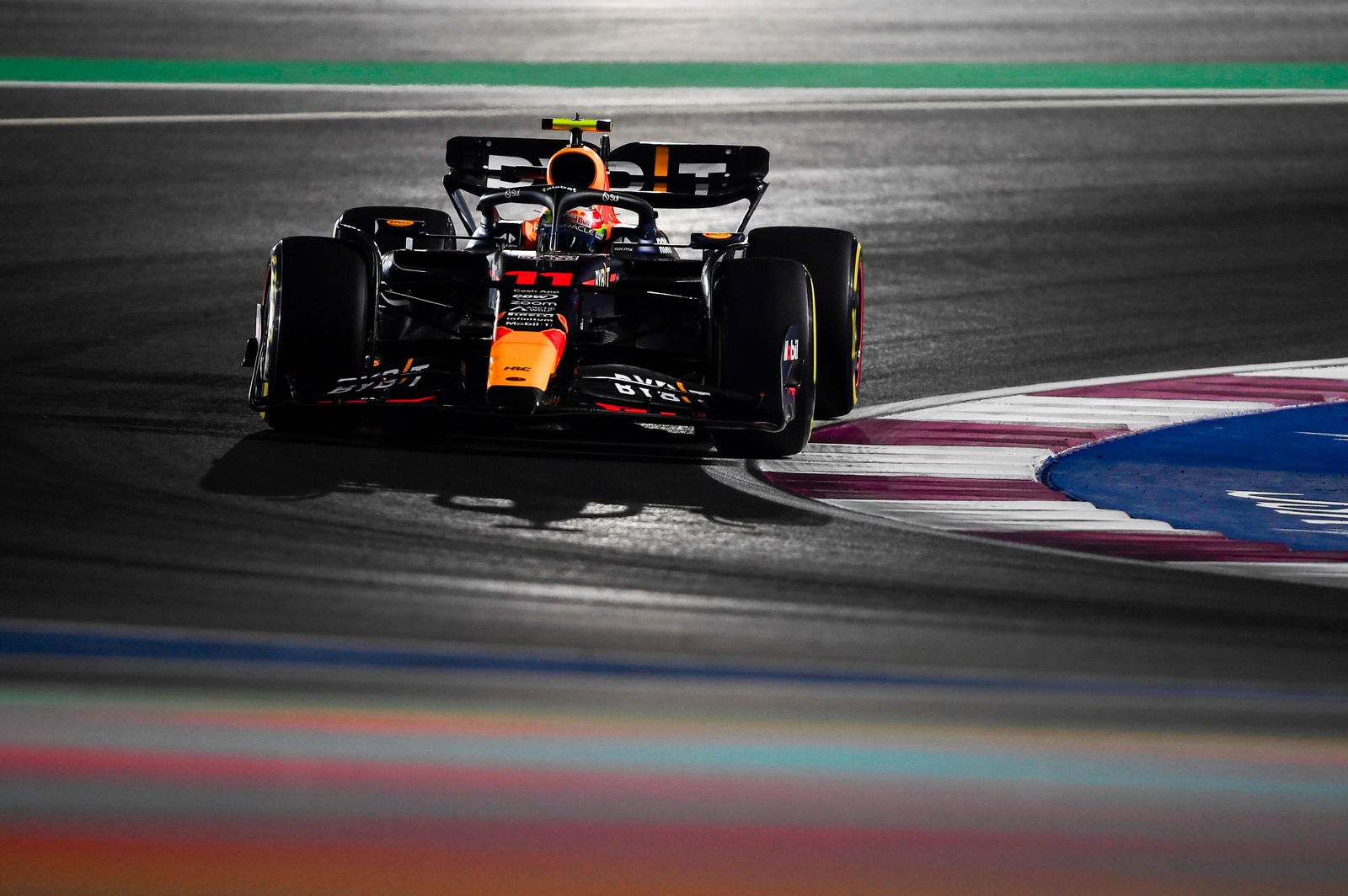 Verstappen demands changes to “way too hot” Qatar: “It’s a bit silly…”