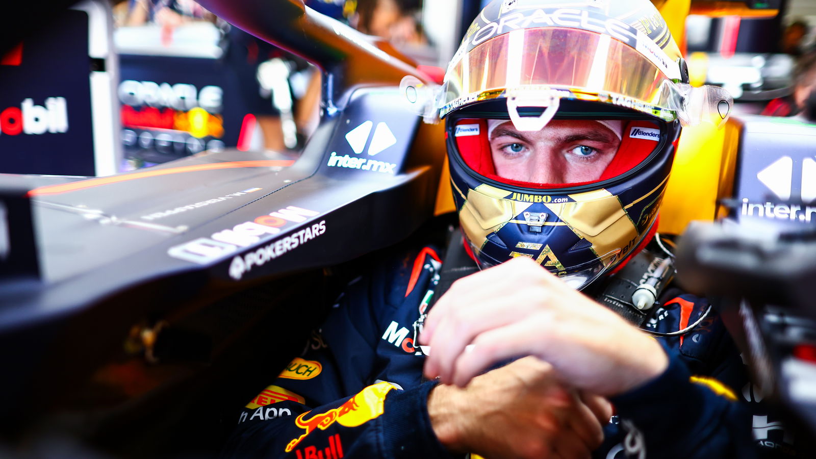 Kehilangan Pole, Verstappen Luapkan Kemarahan ke Red Bull