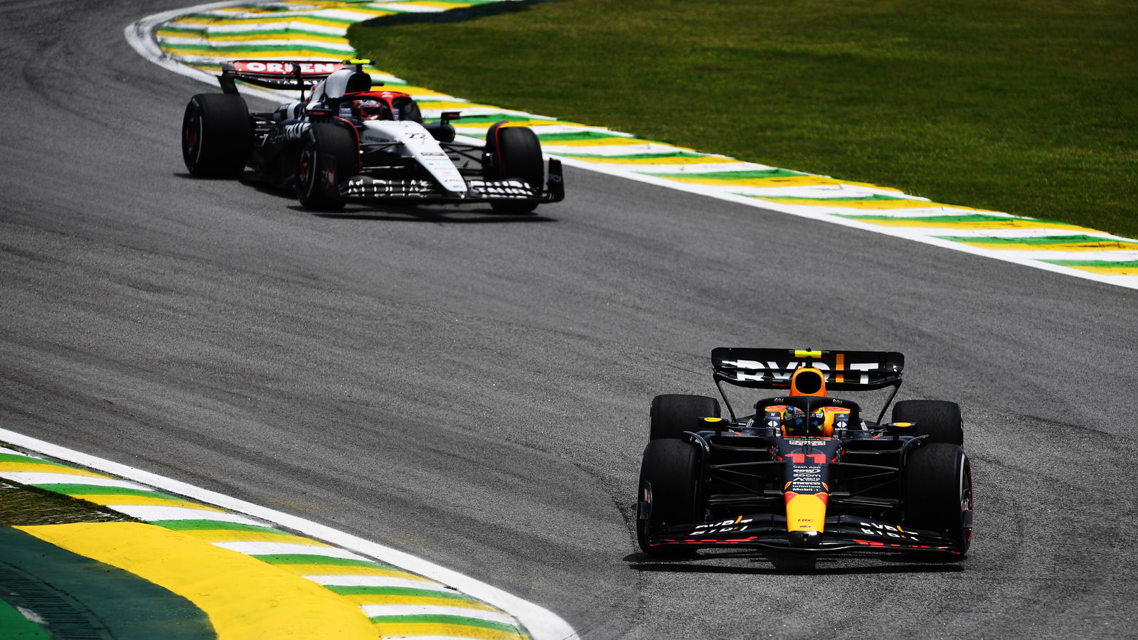 McLaren Suarakan Kekhawatiran atas Hubungan Red Bull-AlphaTauri