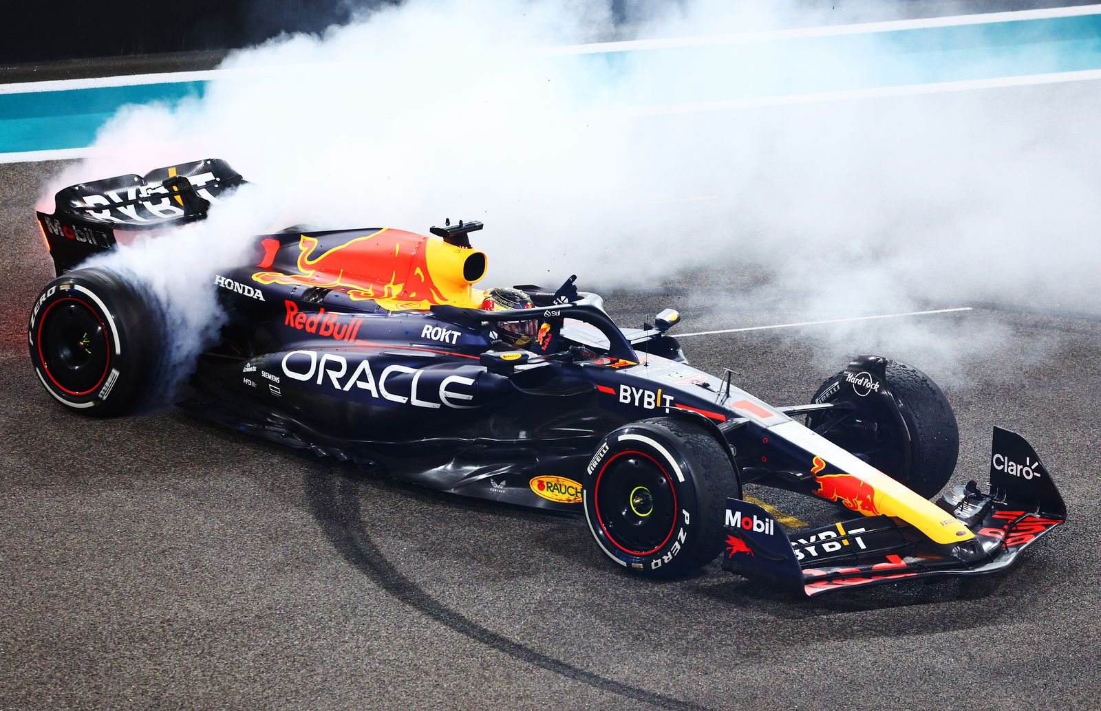 Wolff praises “sportsmanlike” Leclerc in fight for P2 in Abu Dhabi 