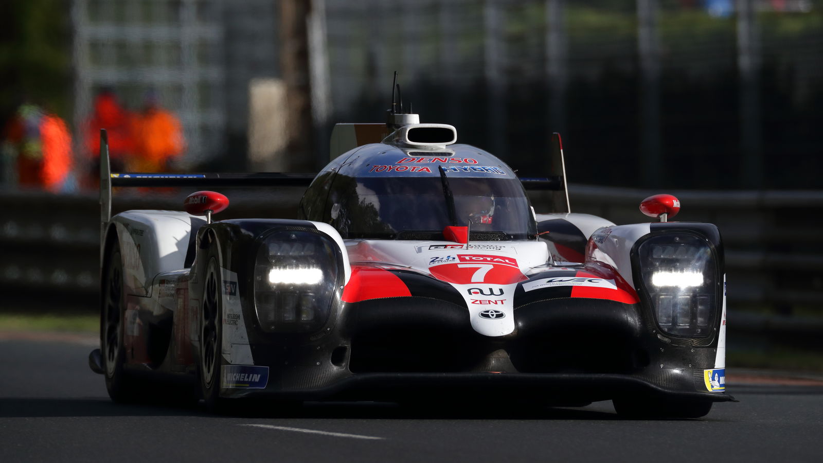 Kobayashi berada di puncak pemanasan terakhir Le Mans untuk Toyota