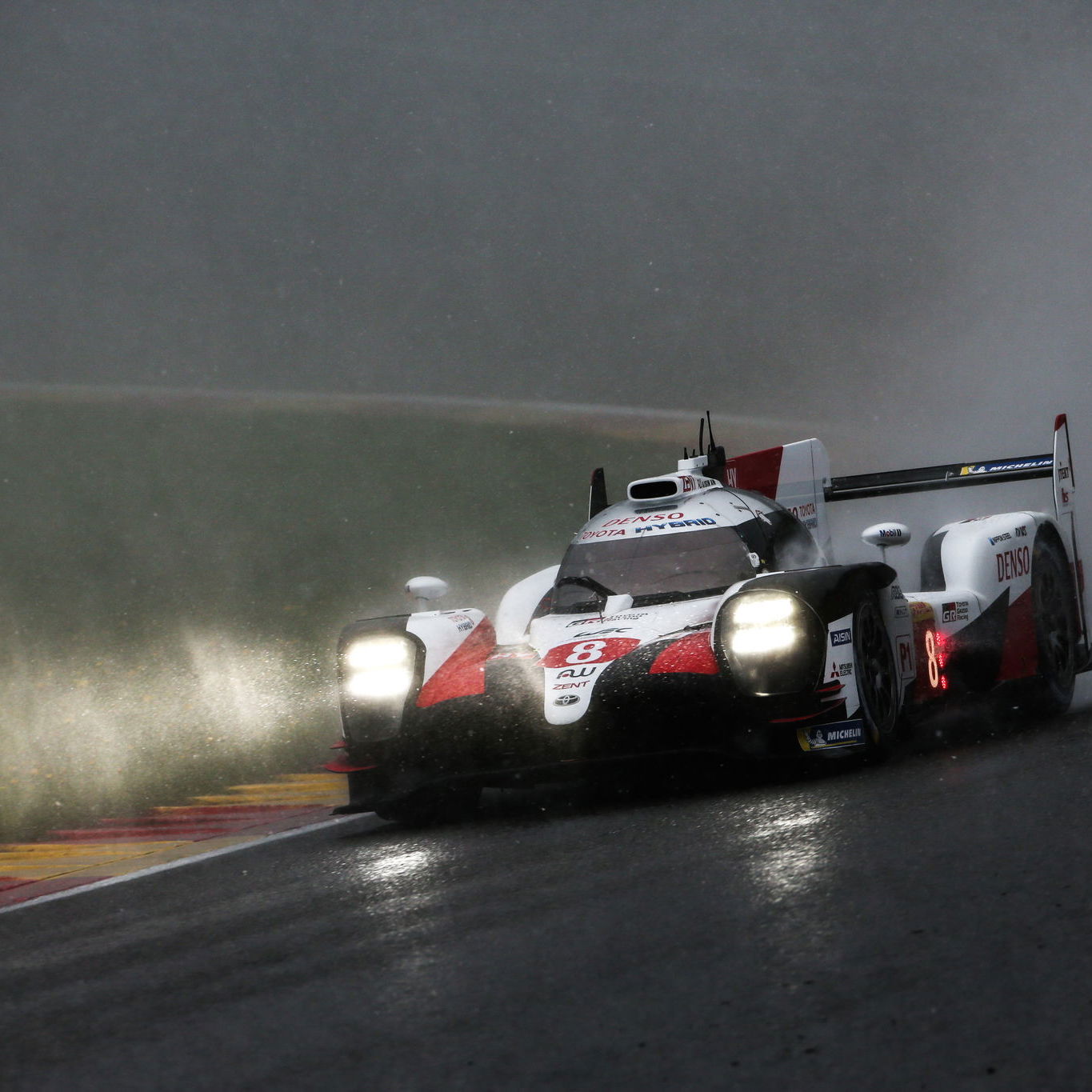 Aston Martin keluar dari WEC untuk fokus pada balap pelanggan untuk tahun 2021