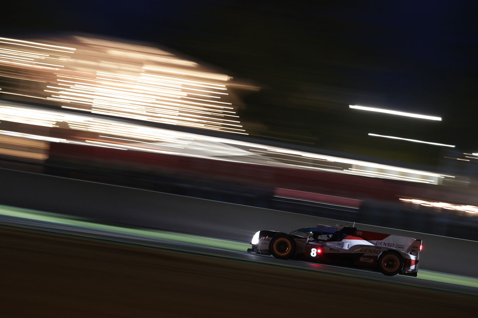 24 Hours of Le Mans - Hour 16 Results