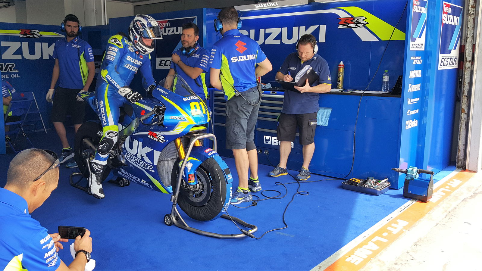 Tech 3 confirms Hernandez for Sepang