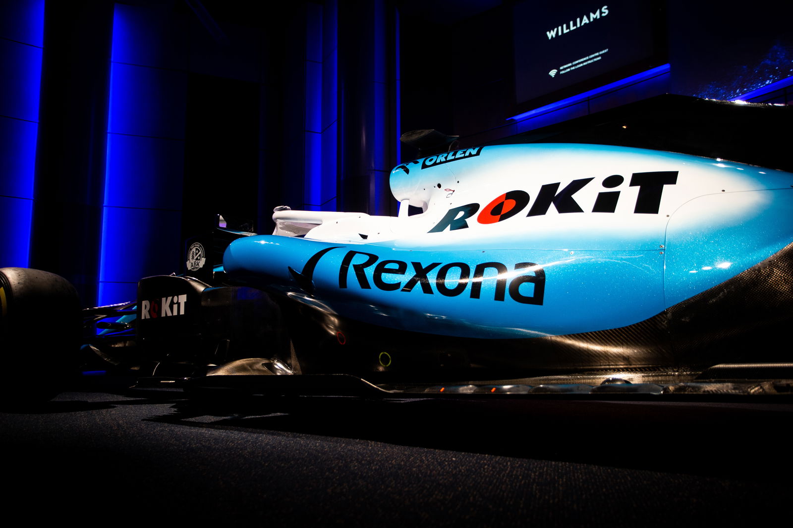Tes F1 Barcelona 1 Kali - Senin 15:00
